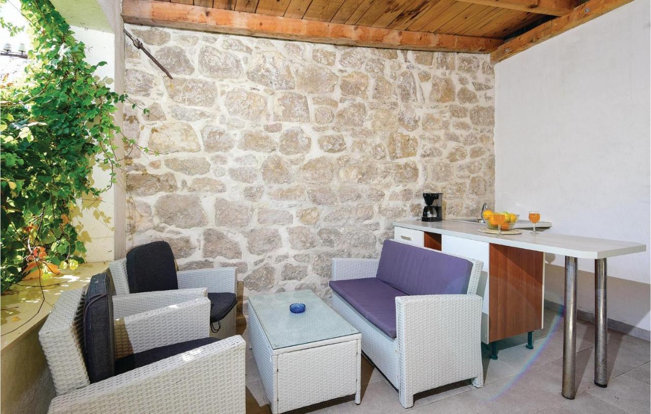 4 Bedroom Lovely Home In Žuljana Екстериор снимка